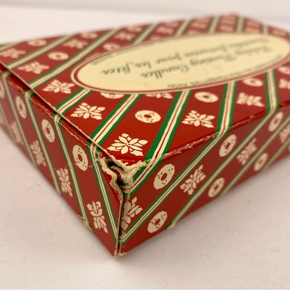 AVON 1983 Christmas Poinsettia Floating Candles Set of 2 Fragrant Seasons NOS - Picture 8 of 8